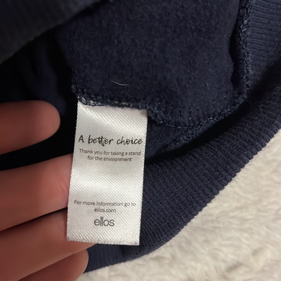 ELLOS Dino sweater 🦕 - Picture 5 of 6